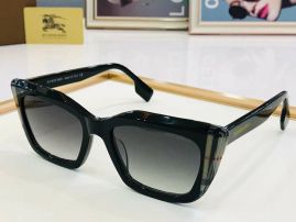 Picture of Burberry Sunglasses _SKUfw49449077fw